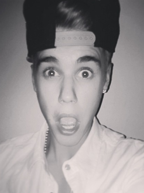 The Look How Shocked I Am Selfie - 47 Justin Bieber Selfies - Capital